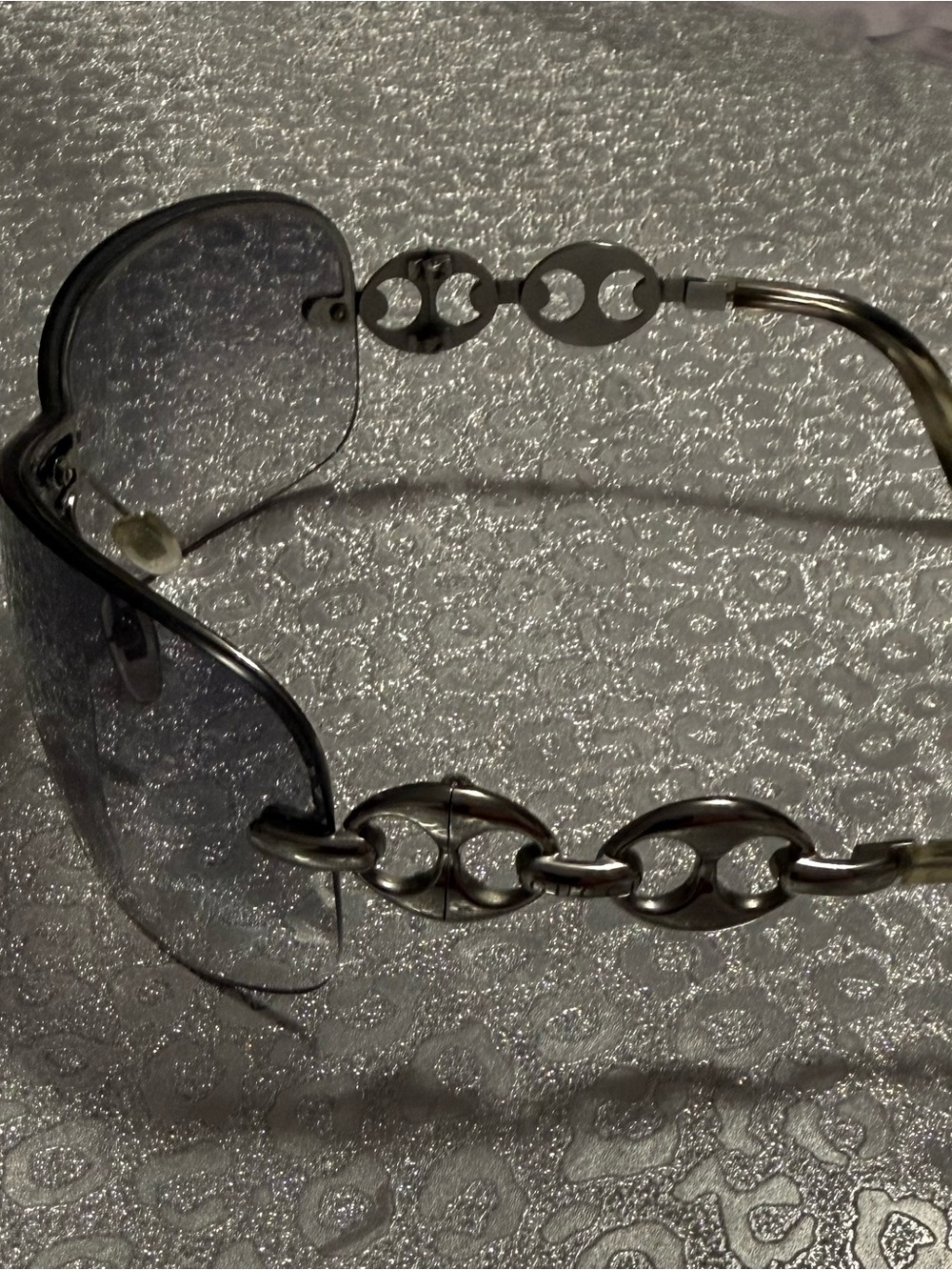 Gucci Rimless Shield Sunglasses - Smoke Gray please do not send offer under $300 - Picture 6 of 9
